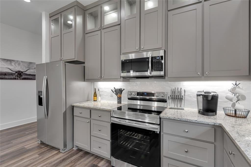 1838 Life Ave - Photo 7 of 17