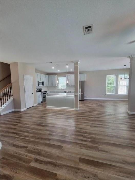 107 Redwood - Photo 7 of 28