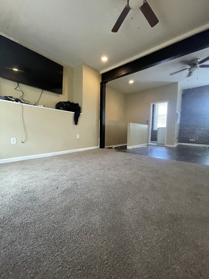 2549 N 6th St #1 - Photo 5 of 7