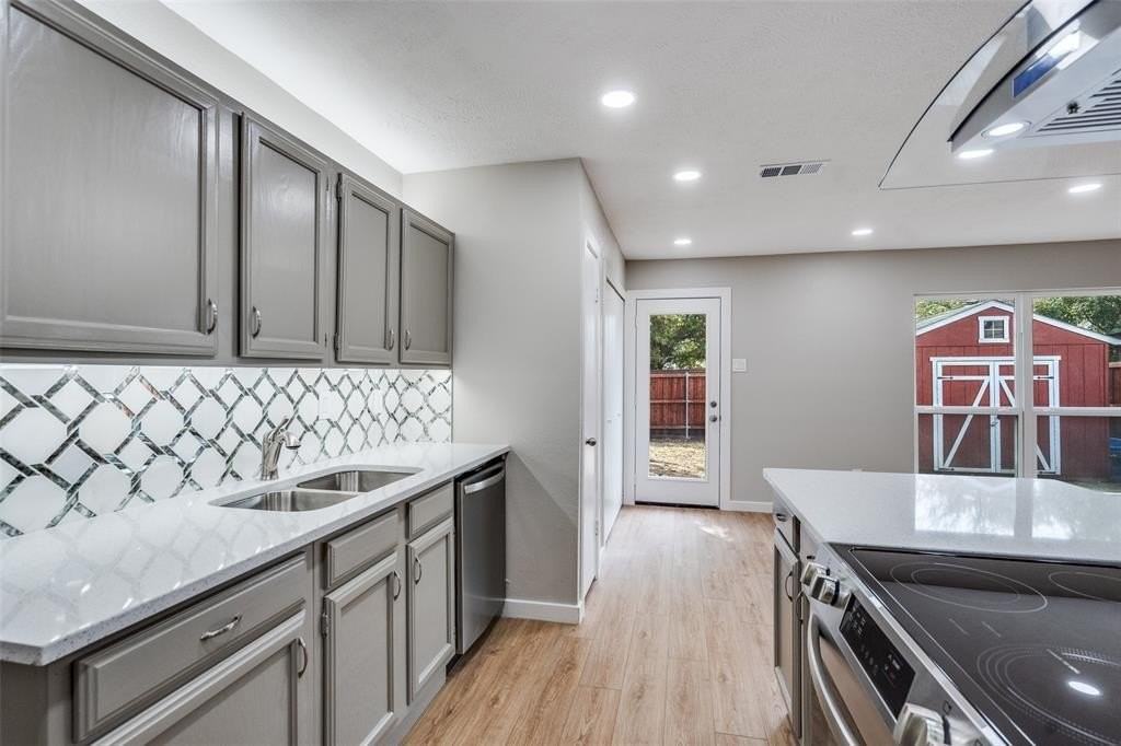 516 Ridgemont Dr - Photo 6 of 25