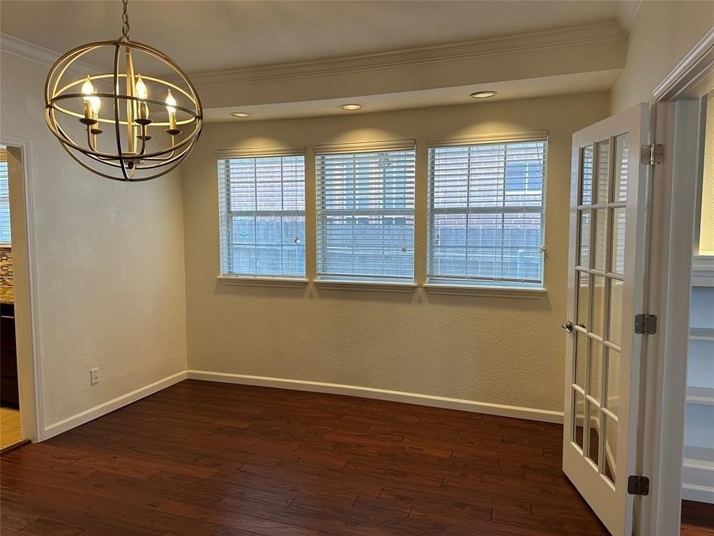 1304 Dorothy Ln - Photo 7 of 14