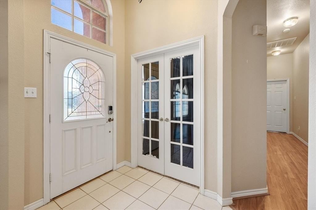 2327 Ragland Rd - Photo 3 of 31