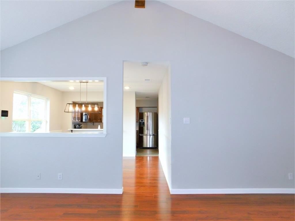 2512 Chaparral Ct - Photo 6 of 25