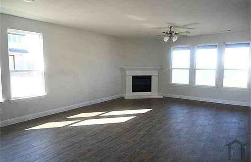 1200 Renato Dr - Photo 2 of 11