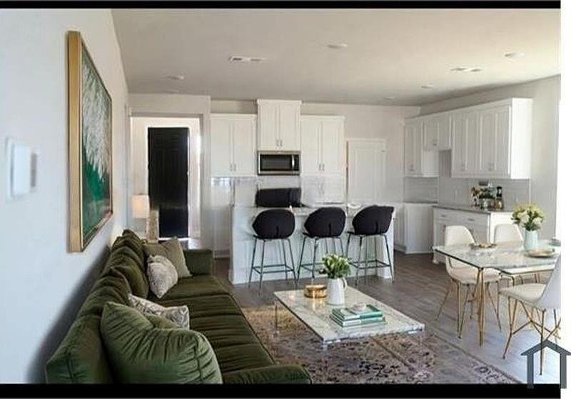 1200 Renato Dr - Photo 4 of 11