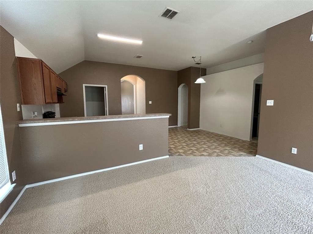 1020 Trinidad Dr - Photo 6 of 18