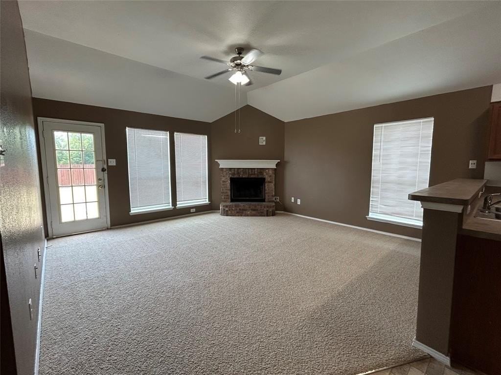 1020 Trinidad Dr - Photo 7 of 18