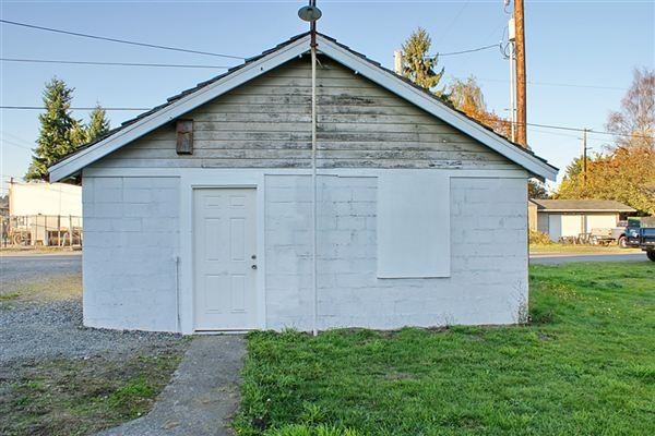 1626 N Pearl St - Photo 3 of 11