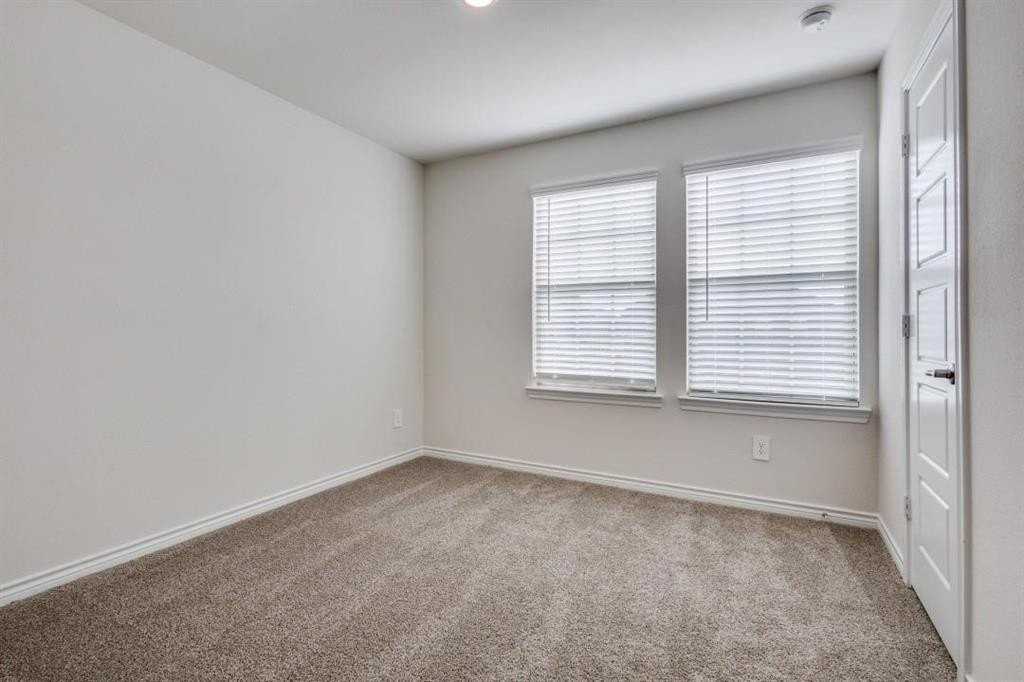 10213 Torch Light Ln - Photo 7 of 19