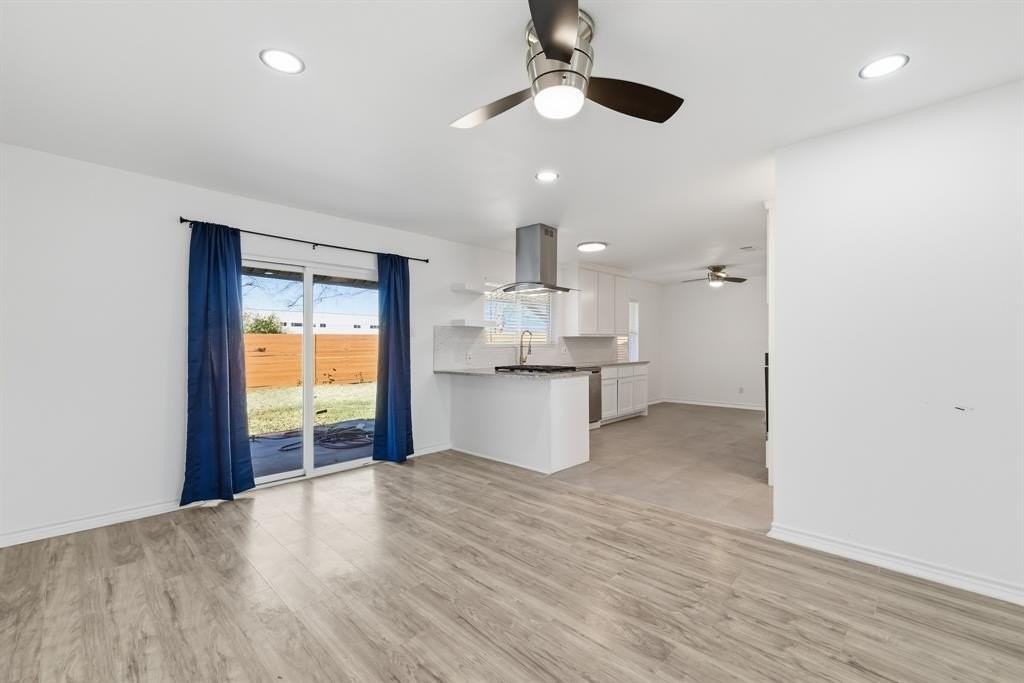 864 Rainbow Trl - Photo 7 of 30