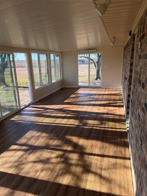 3048 S Highway 171 - Photo 4 of 19