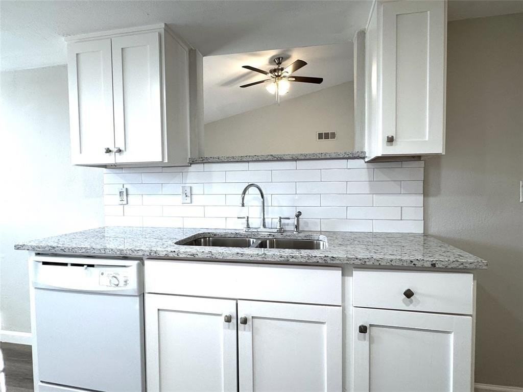 1612 Fairfield Dr - Photo 7 of 21