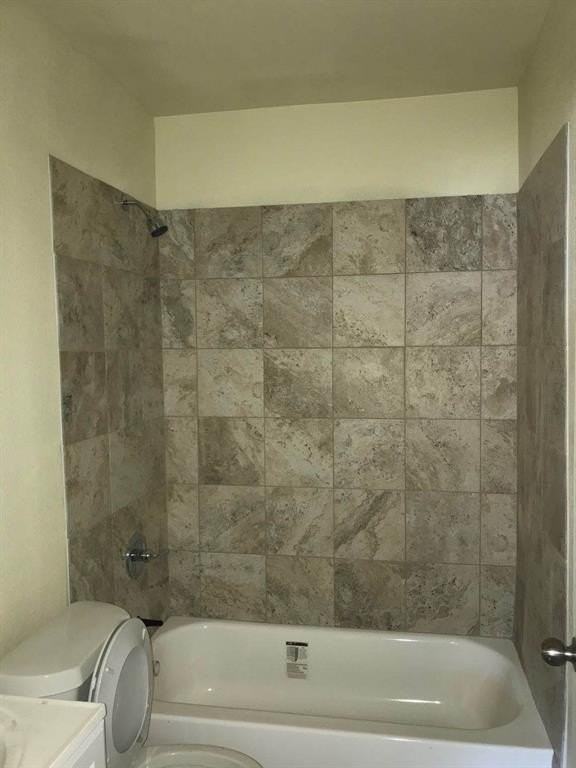 534 W Kearney St - Photo 2 of 11