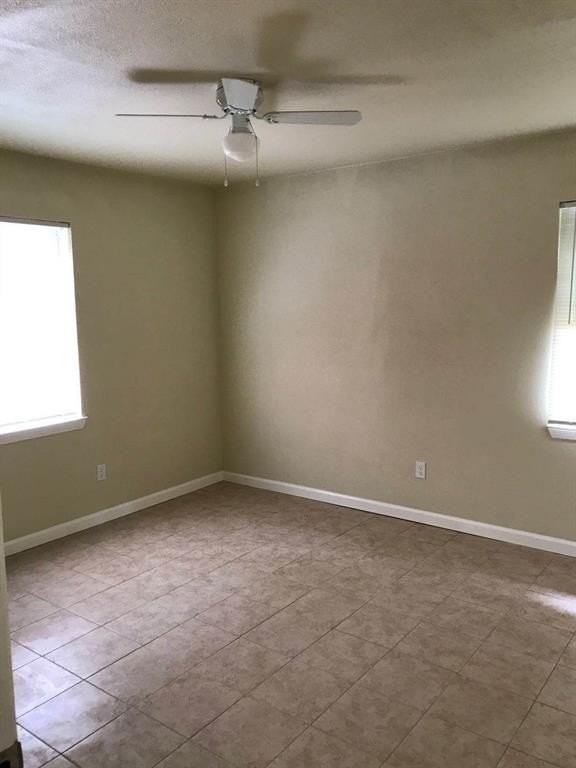 534 W Kearney St - Photo 4 of 11