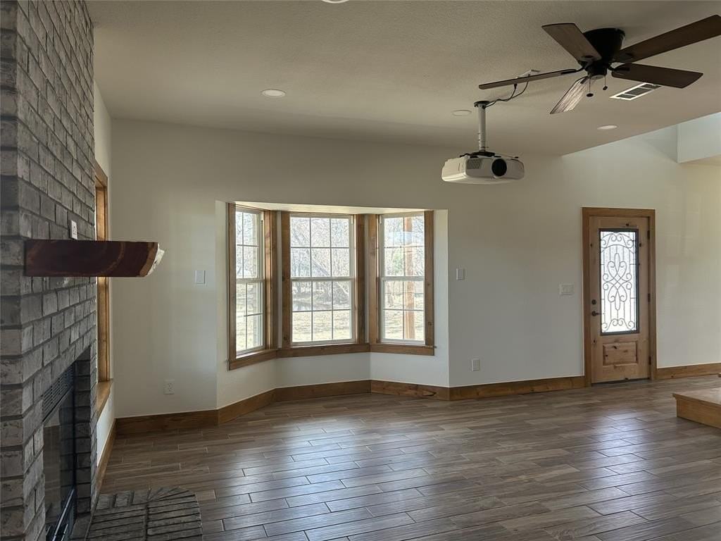 307 County Road 4790 - Photo 4 of 25