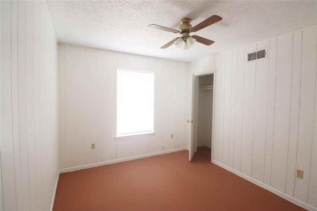 1010 E Reno Rd Apt A - Photo 7 of 32