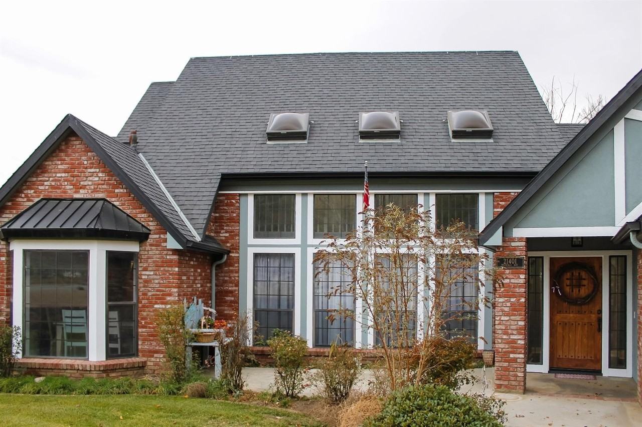 21401 Marengo Way - Photo 2 of 35