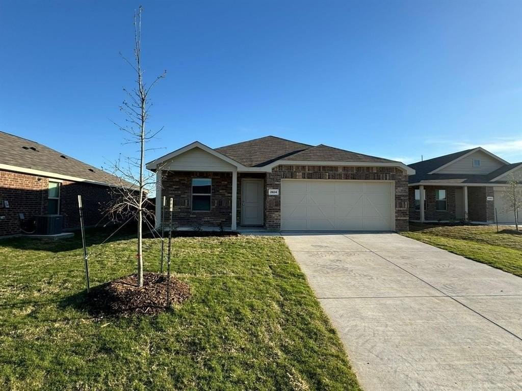 2824 Eppright Dr - Photo 2 of 13