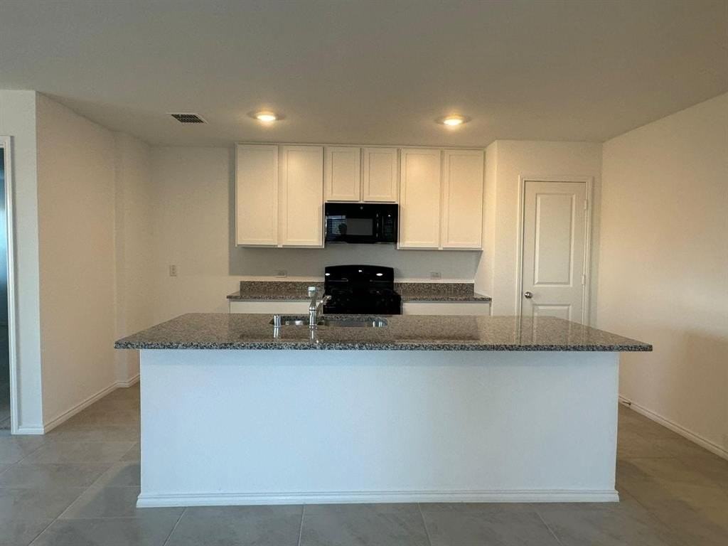 2824 Eppright Dr - Photo 4 of 13