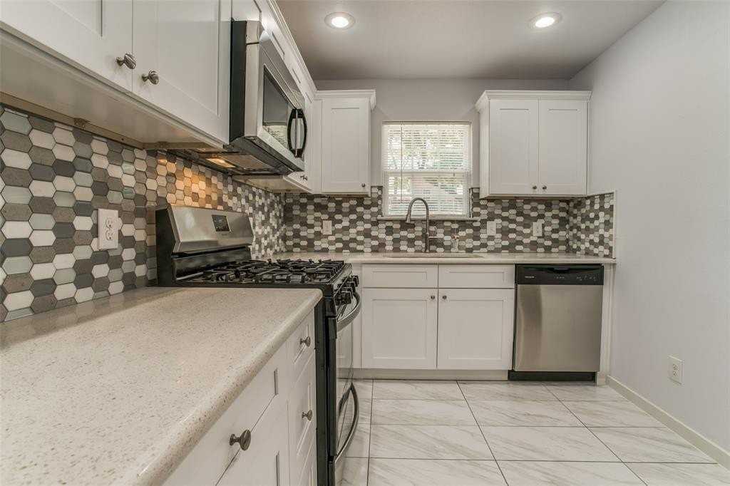 1331 Whitaker Ave - Photo 3 of 16