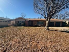 featured image of 1780 Glenwood Dr