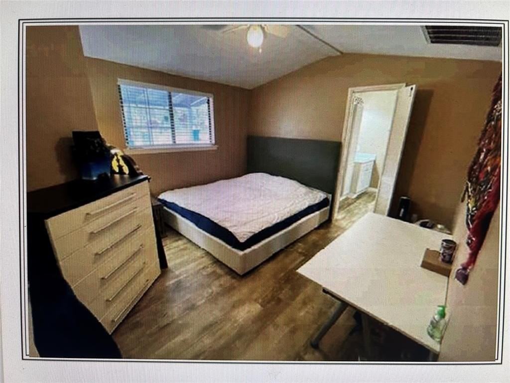 115 Cottonwood Trl - Photo 3 of 18