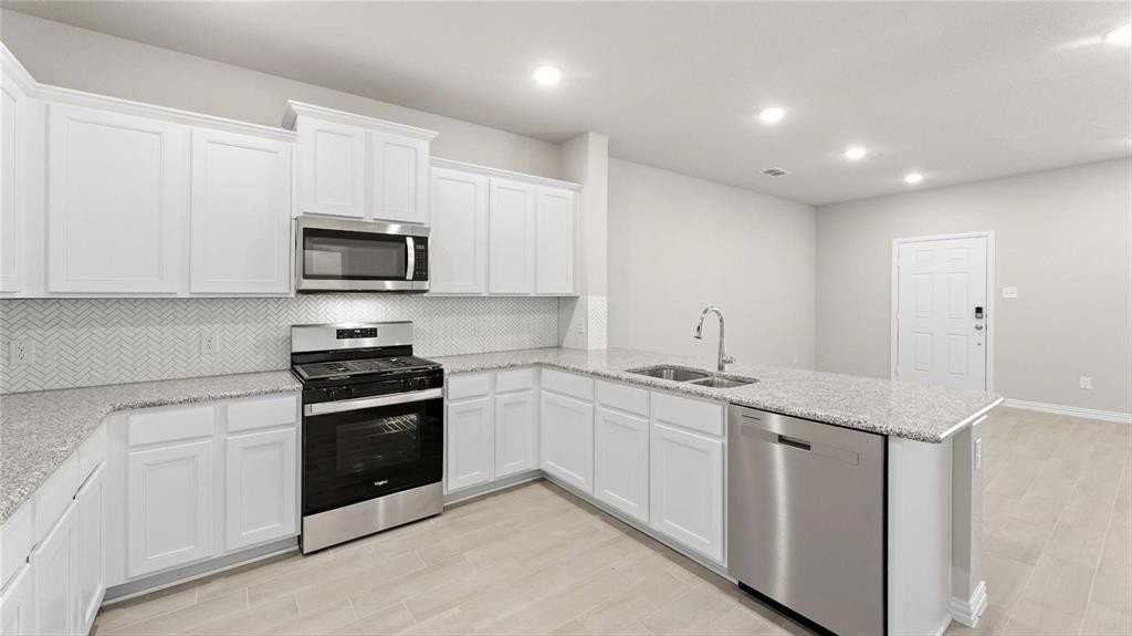 3716 Paradise Way - Photo 2 of 18