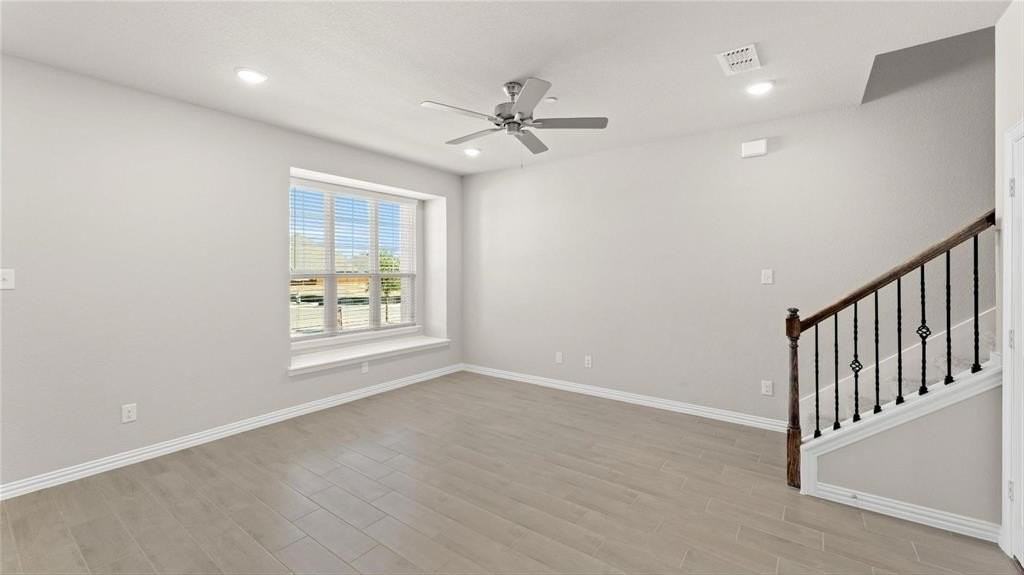 3716 Paradise Way - Photo 5 of 18