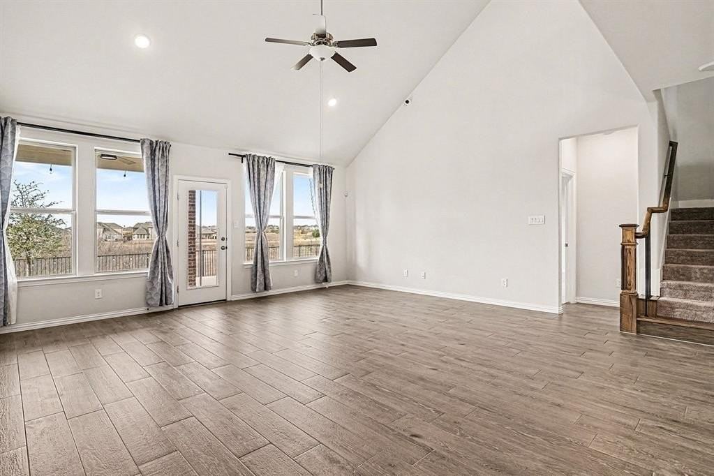 10233 Fulgham Dr - Photo 3 of 25