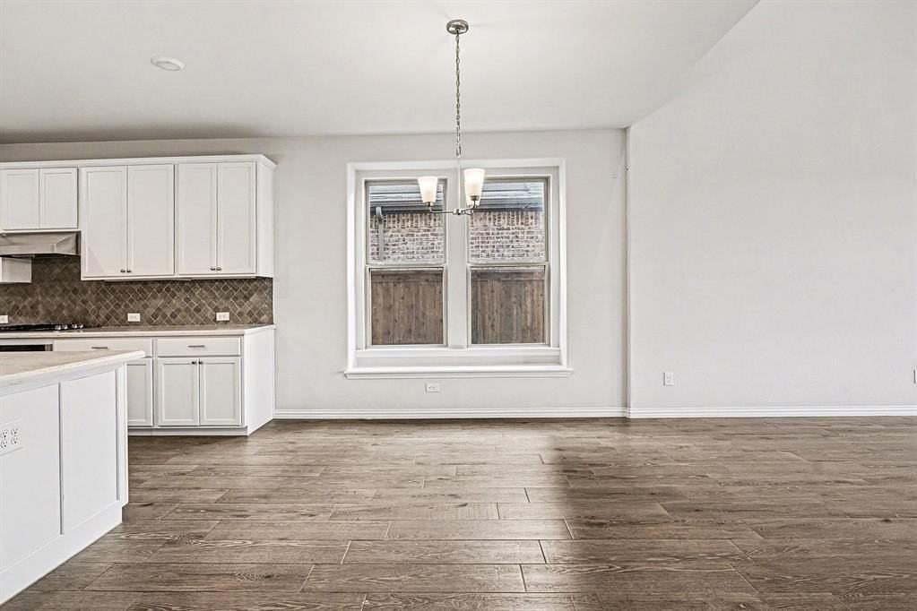 10233 Fulgham Dr - Photo 6 of 25