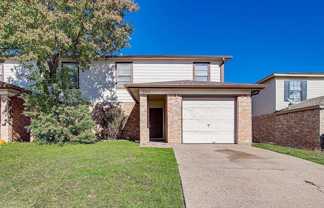 836 Nw Summercrest Blvd #A - Photo 1 of 1