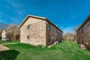 214 Renfro St #B - Photo 1 of 1