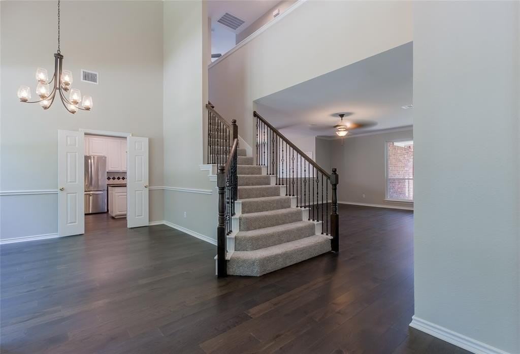 530 Gifford Dr - Photo 3 of 38