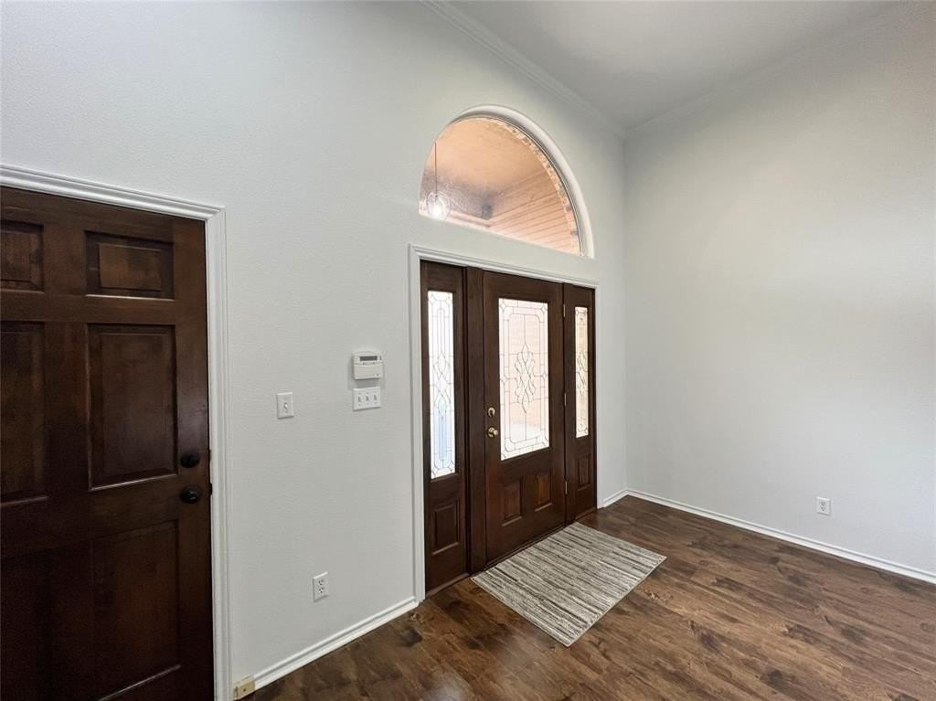 2116 Clear Lake Rd - Photo 4 of 33