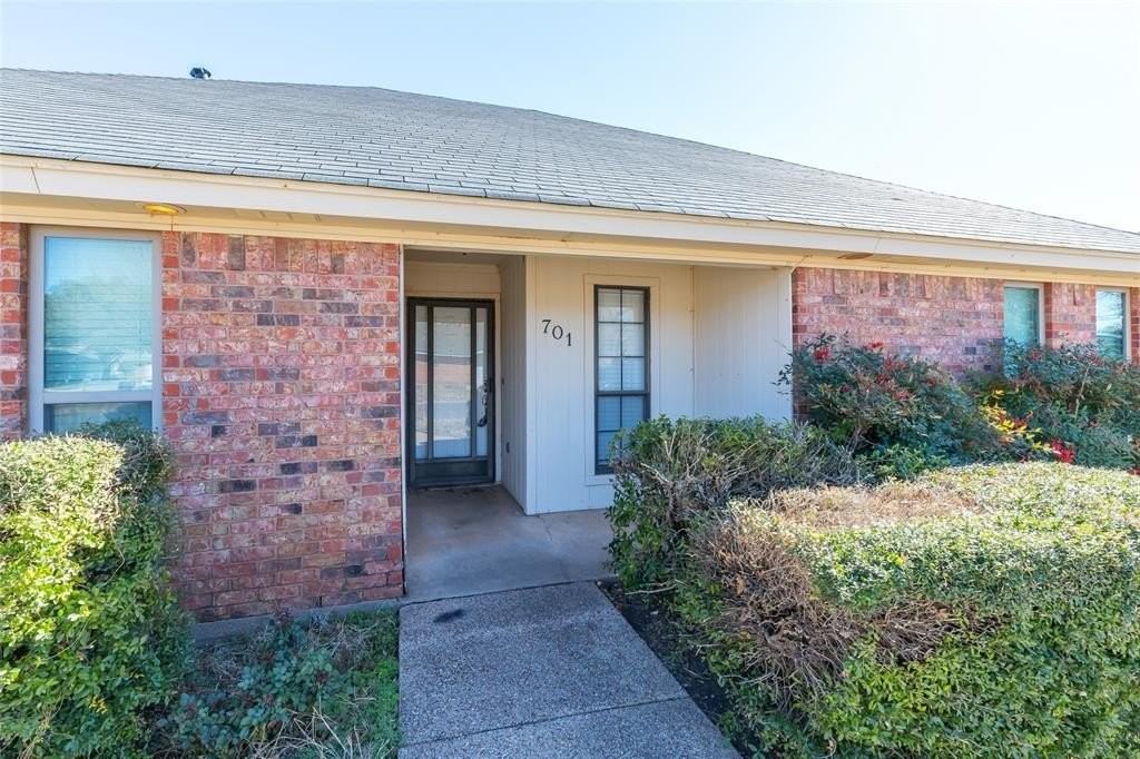 701 Tabard Trl - Photo 5 of 30