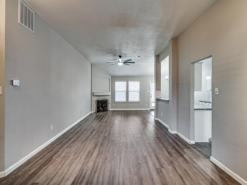 3306 Olympus Ct - Photo 2 of 24