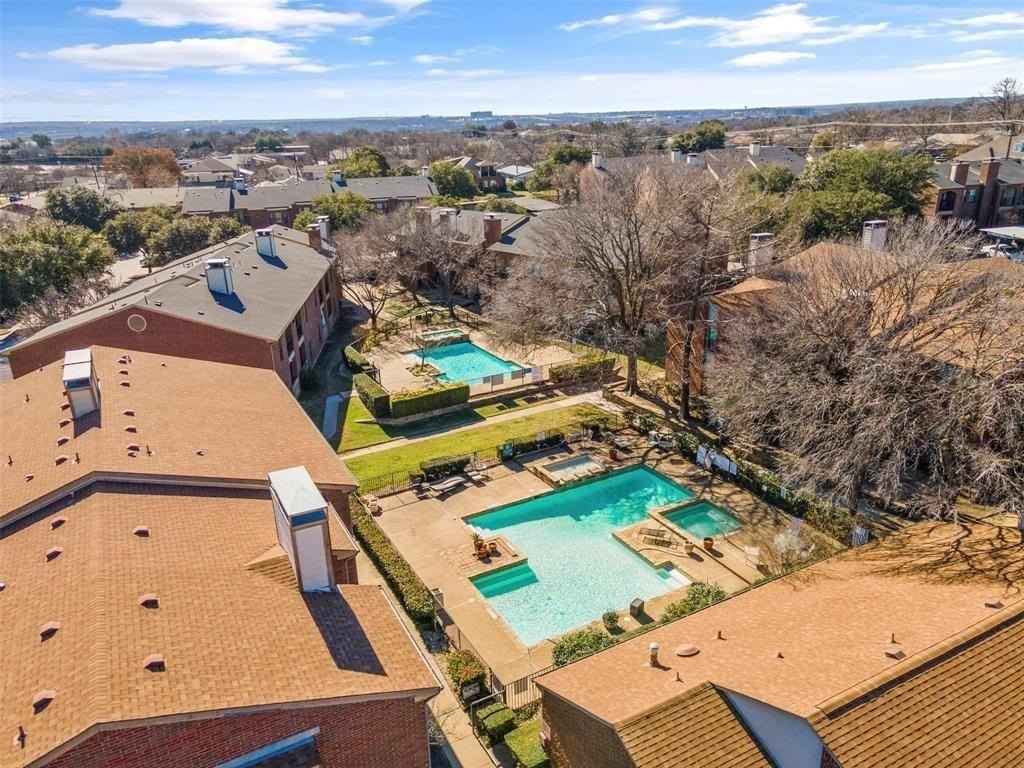 3201 Donnelly Cir #309 - Photo 4 of 29