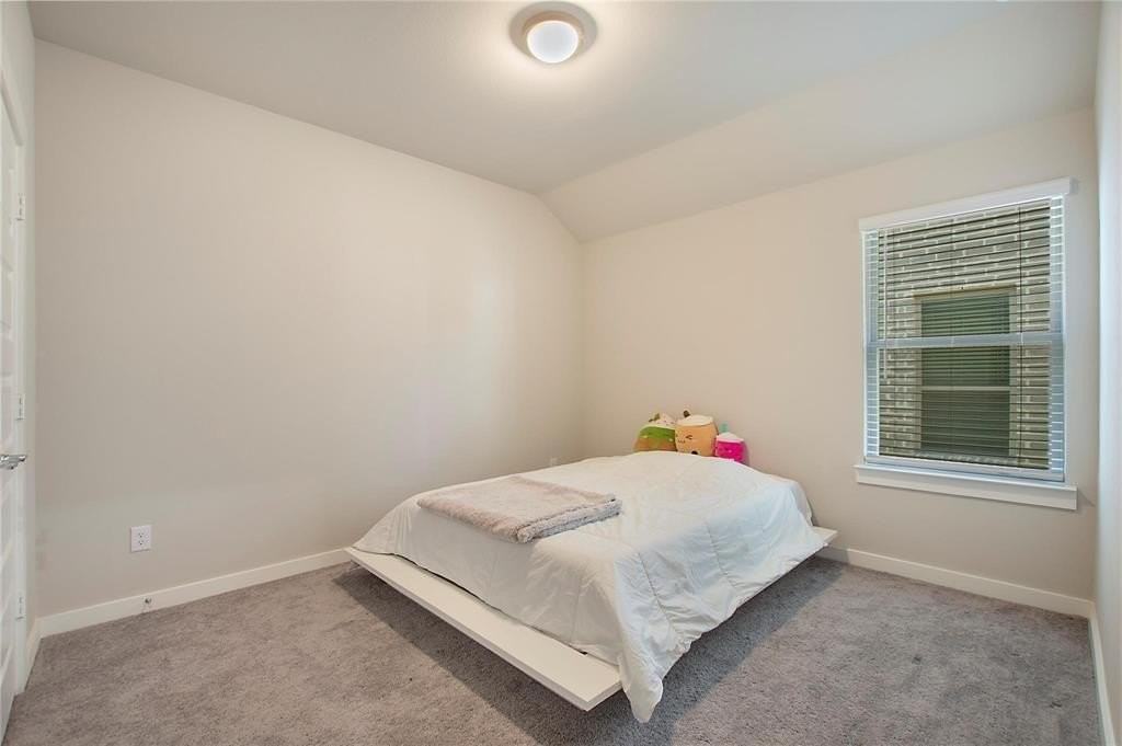 4007 Buckeye Bnd - Photo 4 of 29