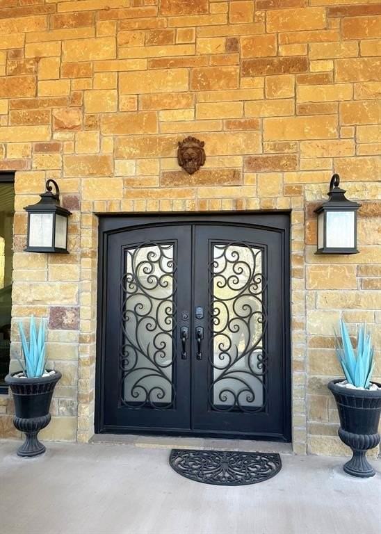 6601 Rash Ct - Photo 4 of 23