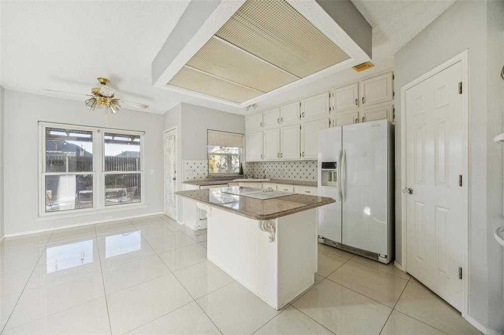 709 Bridget Way - Photo 6 of 28