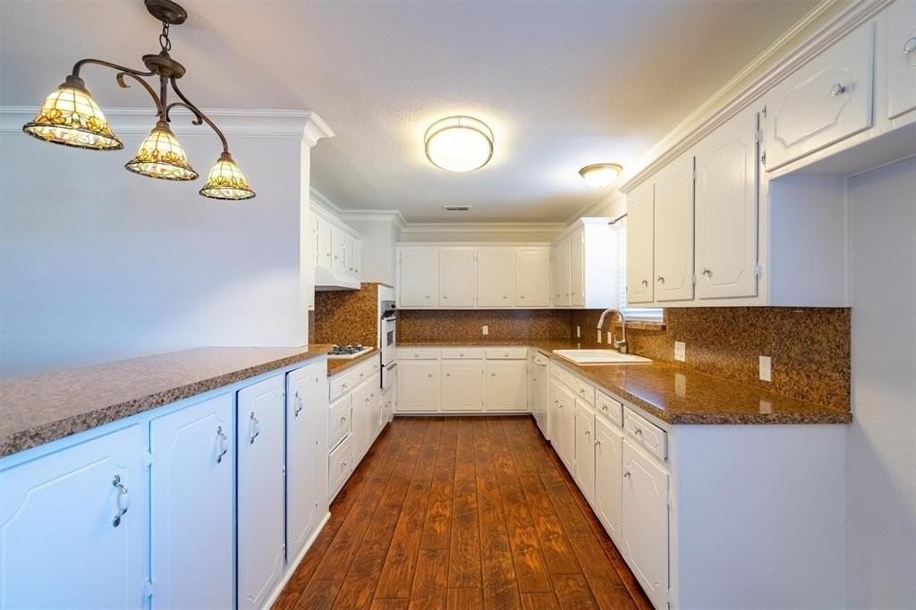 308 Allenwood Dr - Photo 6 of 19