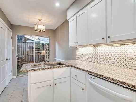 9808 Crest Meadow Dr - Photo 5 of 21