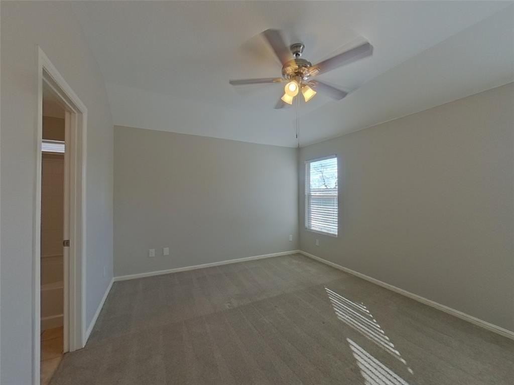 7904 Mosspark Ln - Photo 6 of 17