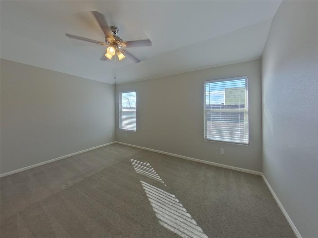 7904 Mosspark Ln - Photo 7 of 17