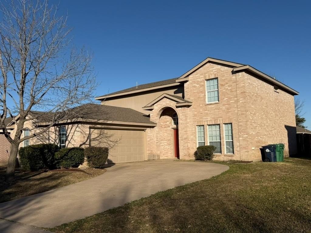 208 Tripp Trl - Photo 2 of 30