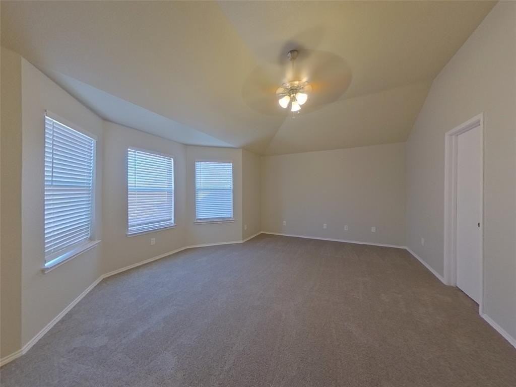 10712 Braemoor Dr - Photo 7 of 16