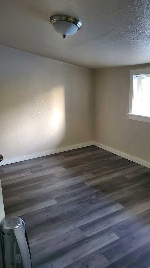 346 Bawden St #1 - Photo 6 of 10