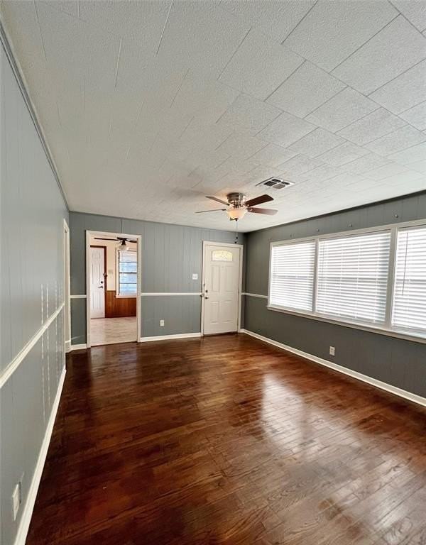 1319 N Clay St - Photo 7 of 18