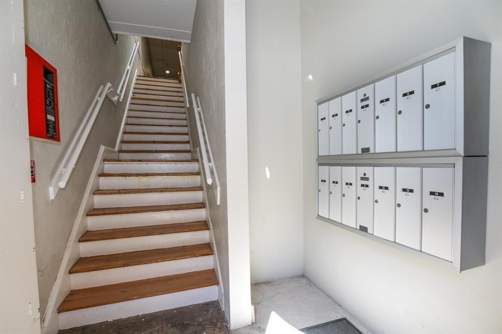 1108 S Akard St #6 - Photo 3 of 24