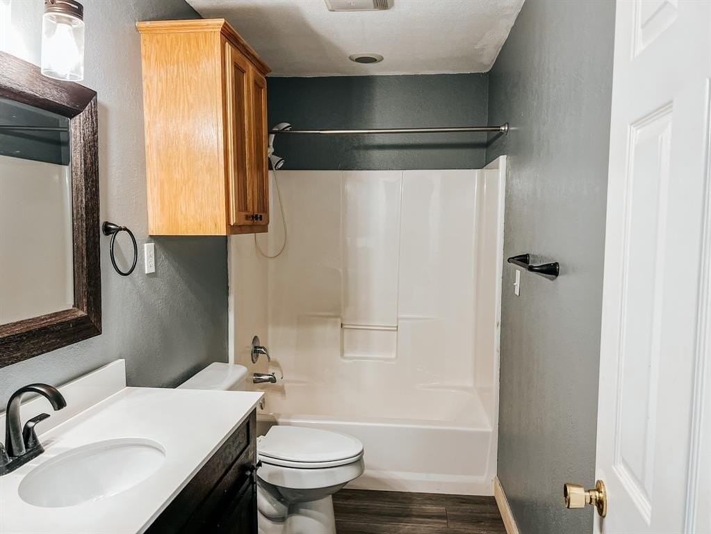 542 Goin St - Photo 6 of 7